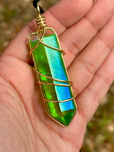 Load image into Gallery viewer, šVerdant Whirl ā Celestial Prism Green Aura Quartz Necklaceš§š»