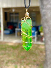 Load image into Gallery viewer, 🌌Verdant Whirl – Celestial Prism Green Aura Quartz Necklace🧚🏻
