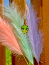 Load image into Gallery viewer, 👽💚 Aurora Green Alien Pendant Necklace
