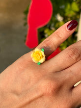 Load image into Gallery viewer, 🌼 Sunny Bloom Yellow Flower Ring (Size 5)
